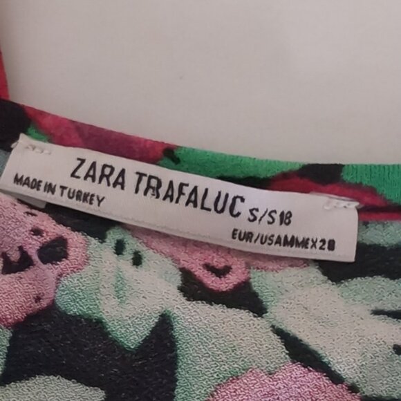 Zara Floral Vneck Bodysuit Top Long Sleeve Plunging Wrap Rose Print Size Medium - Picture 11 of 12